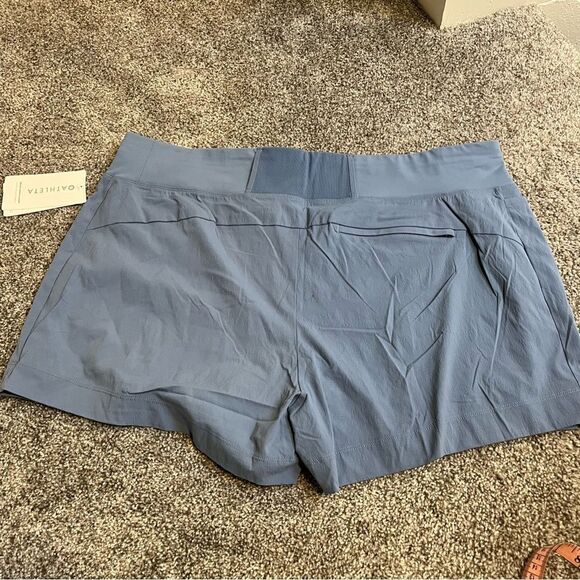 Athleta Trekkie North Shorts - Picture 5 of 13